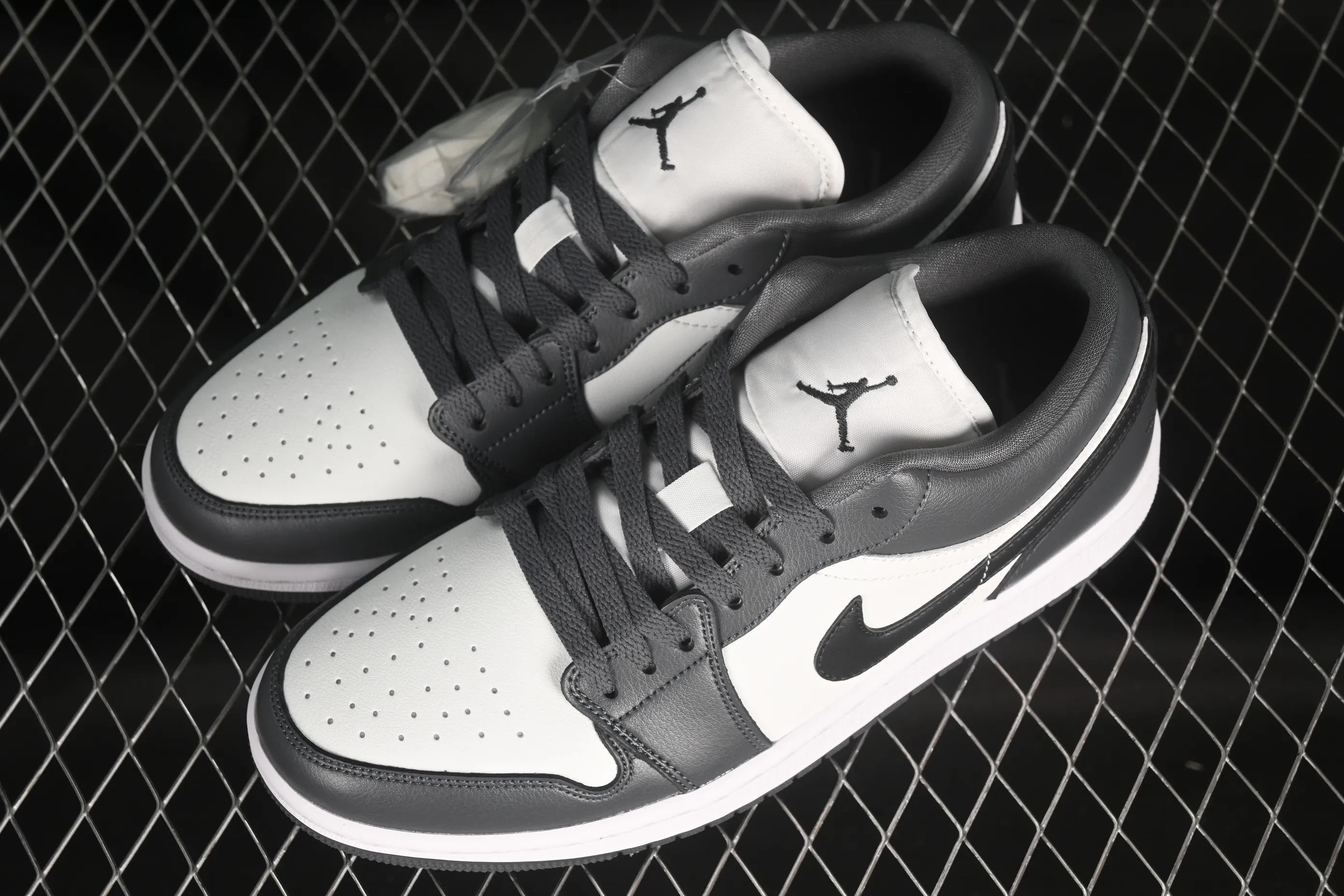 All categories Air Jordan Jordan series basketball shoes Air Jordan 1 Low Air Jordan 1 Low "Dark Grey" AJ1 Joe 1 dark gray white low-top cultural and casual sneakers DC0774-102